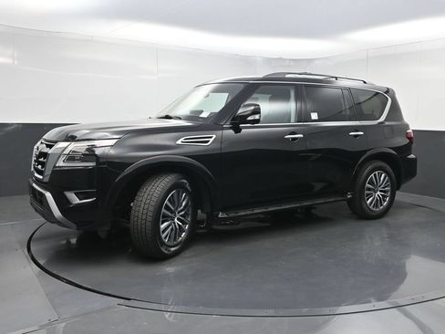 Used 2023 Nissan Armada SL w/ Captain's Chairs Package RWD image 25
