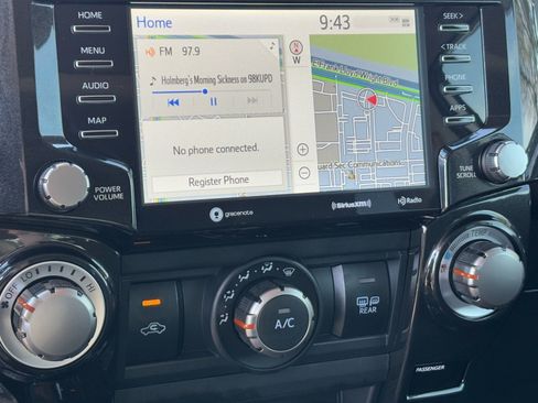 Certified 2023 Toyota 4Runner 40th Anniversary SE image 25