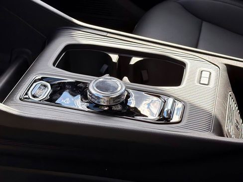 New 2026 Jeep Cherokee Limited AWD/4WD image 13