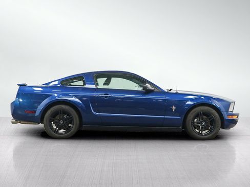 Used 2007 Ford Mustang Coupe RWD image 6