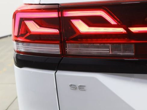 Used 2025 Volkswagen Atlas Peak Edition SE image 49