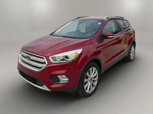 Used 2018 Ford Escape Titanium AWD/4WD image 3