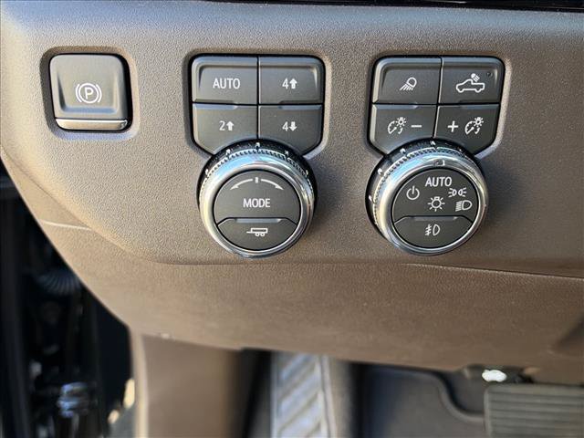 New 2026 GMC Sierra 1500 SLT w/ SLT Premium Plus Package AWD/4WD image 31
