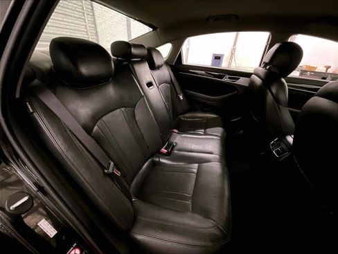 Used 2018 Genesis G80 3.8 AWD/4WD image 26