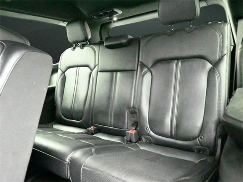 Used 2023 Jeep Wagoneer Series II image 16