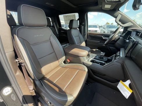 New 2026 GMC Sierra 1500 Denali w/ Technology Package image 35