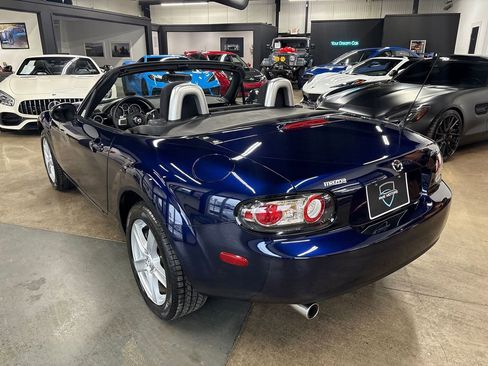 Used 2008 MAZDA MX-5 Miata Sport image 9