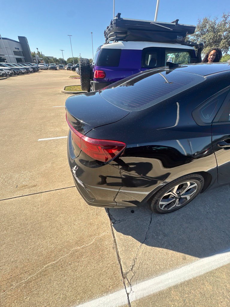 Used 2020 Kia Forte LXS FWD image 12