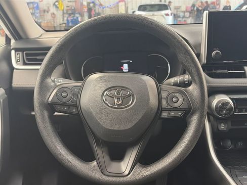 Certified 2025 Toyota RAV4 XLE AWD/4WD image 19