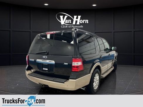 Used 2012 Ford Expedition XLT AWD/4WD image 8