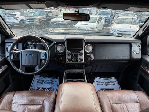 Used 2014 Ford F350 Platinum w/ Platinum Package image 20