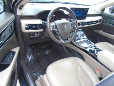Used 2022 Lincoln Nautilus Reserve w/ Equipment Group 201A AWD/4WD image 16
