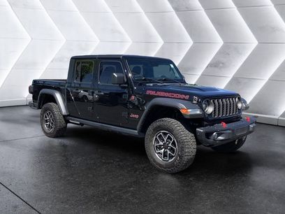 Used 2024 Jeep Gladiator Rubicon w/ Technology Group
