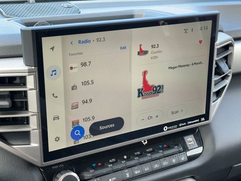 Used 2024 Toyota Tundra Limited image 17