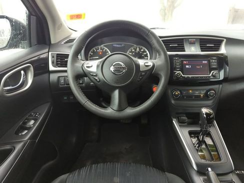 Used 2017 Nissan Sentra SV image 19