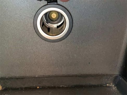 Used 2017 Chevrolet Equinox LS image 27