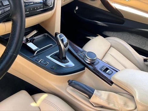 Used 2018 BMW 430i Convertible RWD image 15