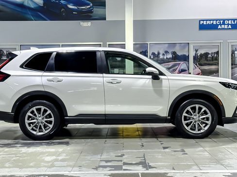 Used 2023 Honda CR-V EX-L image 7