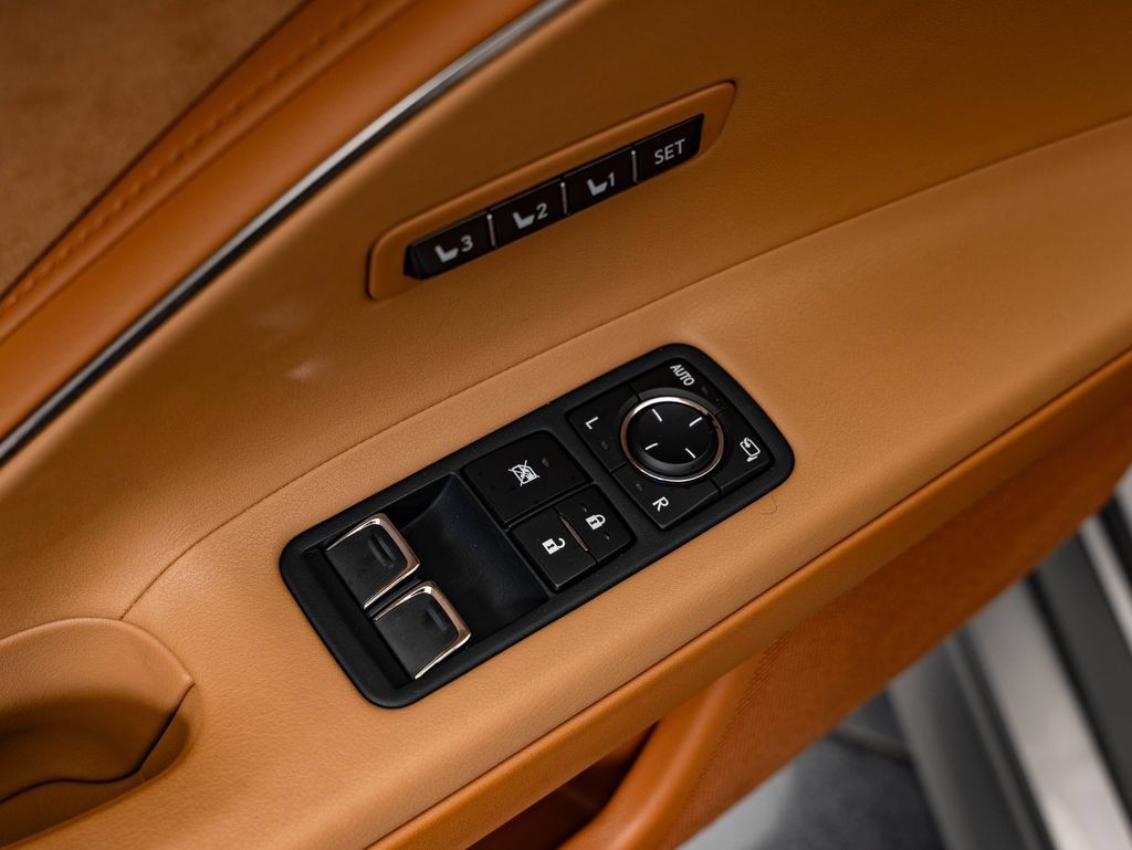 Used 2018 Lexus LC 500 Coupe w/ Touring Package RWD image 23