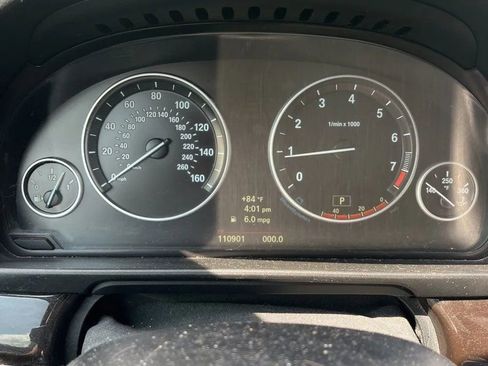 Used 2014 BMW 528i xDrive Sedan AWD/4WD image 31