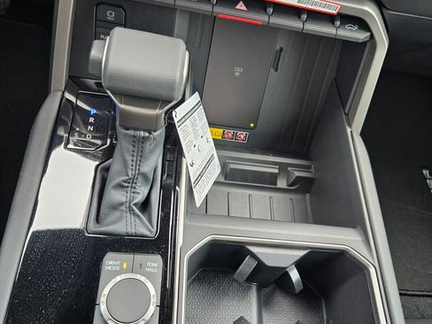 New 2026 Toyota Tundra Limited image 19