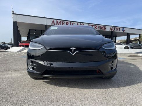 Used 2018 Tesla Model X 100D image 8