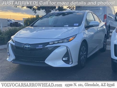 Used 2021 Toyota Prius Prime Limited image 1