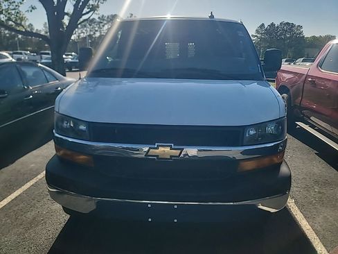 Used 2024 Chevrolet Express 2500 w/ Driver Convenience Package image 2