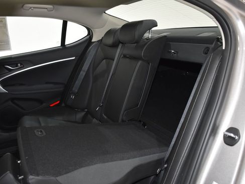 New 2026 Genesis G70 2.5T image 24