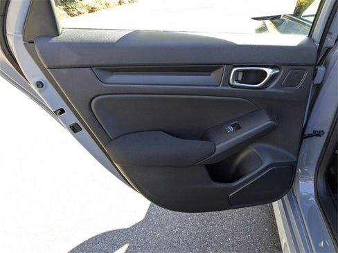 Certified 2024 Honda Civic EX image 32