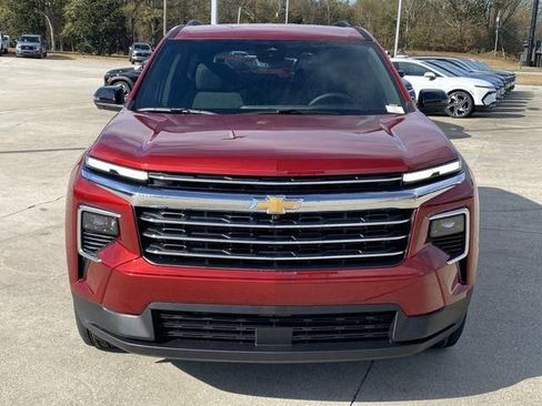 New 2026 Chevrolet Traverse LT w/ Driver Confidence Package FWD image 8