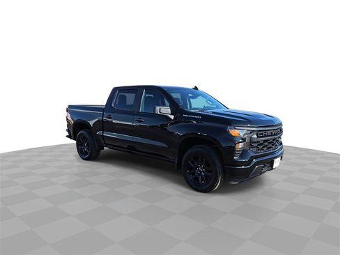 New 2026 Chevrolet Silverado 1500 Custom image 2