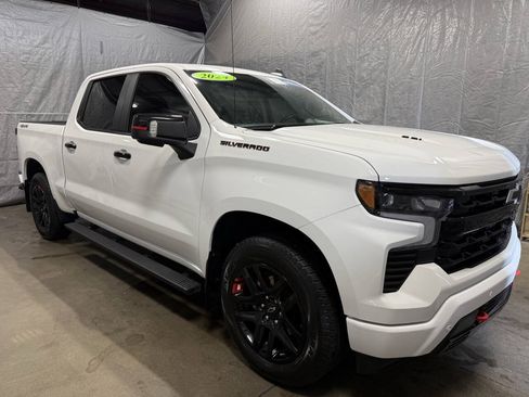 Used 2024 Chevrolet Silverado 1500 RST w/ Redline Edition AWD/4WD image 1
