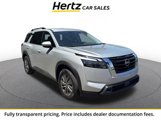 Used 2025 Nissan Pathfinder SV FWD video 1