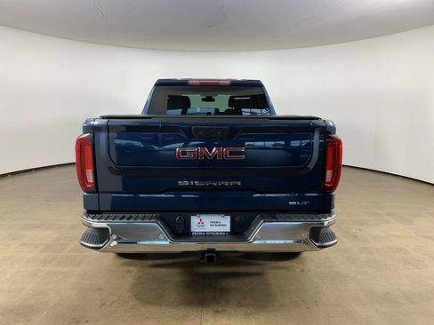 Used 2022 GMC Sierra 1500 SLT w/ Driver Alert Package II AWD/4WD image 10