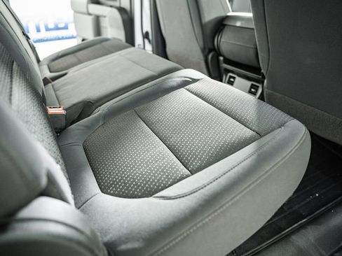 Used 2019 Chevrolet Silverado 1500 Custom w/ Custom Convenience Package image 29