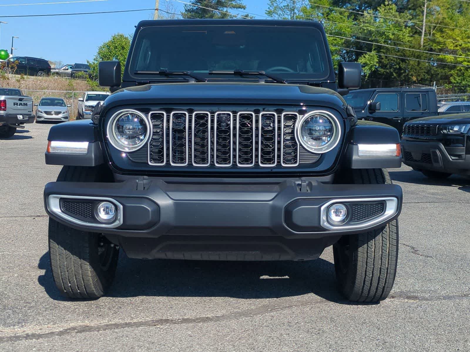New 2026 Jeep Wrangler Unlimited Sahara AWD/4WD image 3