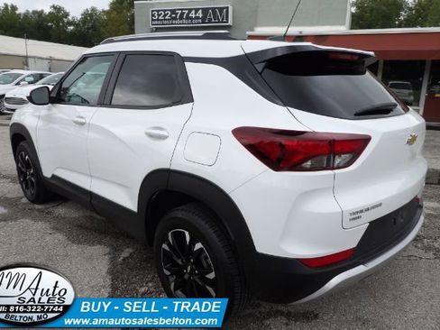 Used 2023 Chevrolet TrailBlazer LT image 3