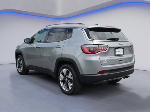 Used 2019 Jeep Compass Limited FWD image 3