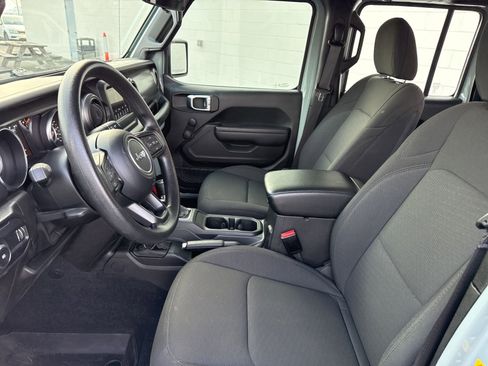 Used 2023 Jeep Wrangler Sport image 22