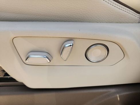 New 2026 GMC Yukon XL Denali w/ Denali Reserve Package image 13