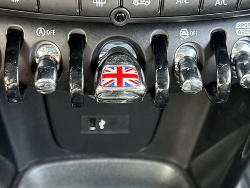 Used 2024 MINI Cooper S FWD image 23
