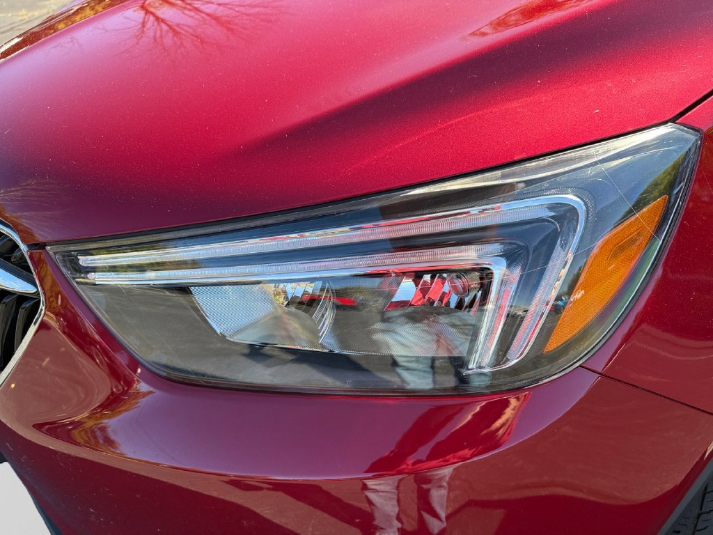 Used 2020 Buick Encore Preferred w/ Safety Package FWD image 22