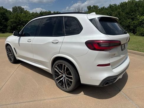 Used 2022 BMW X5 xDrive40i w/ M Sport Package AWD/4WD image 3