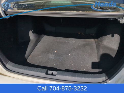 Used 2024 Honda Accord EX image 12