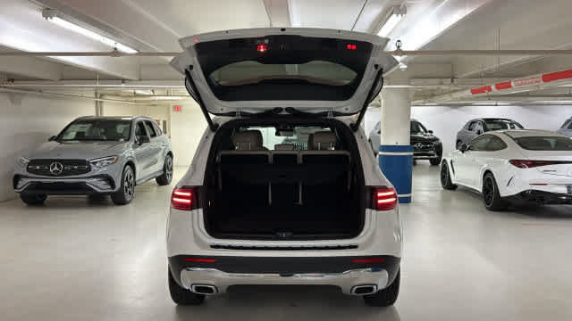 Certified 2026 Mercedes-Benz GLB 250 4MATIC image 8