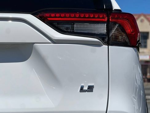 Certified 2024 Toyota RAV4 LE FWD image 10