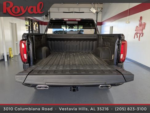 Used 2022 GMC Sierra 1500 AT4 w/ AT4 Preferred Package image 11