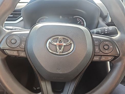 Used 2024 Toyota RAV4 XLE image 21