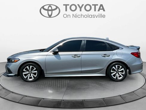 Used 2024 Honda Civic LX image 2